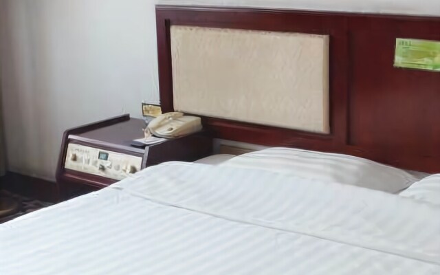 Golden Coast Hotel