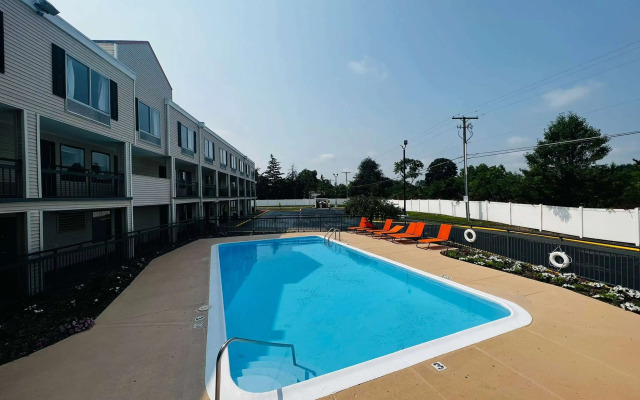 Baymont Inn & Suites by Wyndham Columbus near OSU