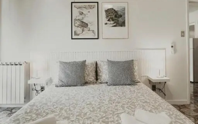 “Ivory house”with sea view