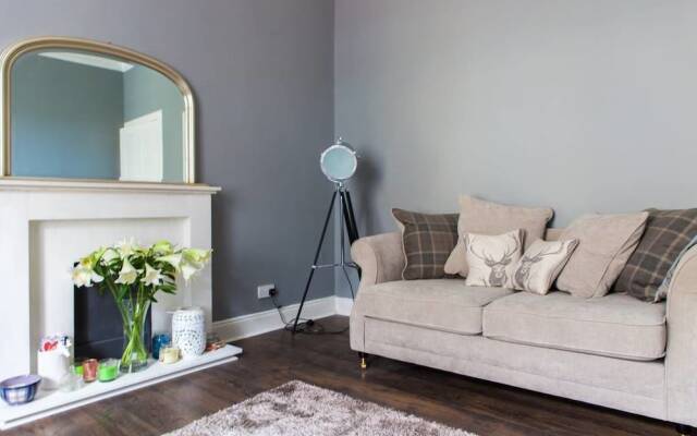 1 Bedroom Flat In Edinburgh City Centre