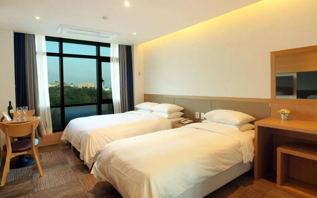 Poong Gyung Hotel