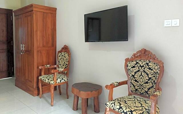 RedDoorz Plus Syariah At Puri Cempaka Prambanan