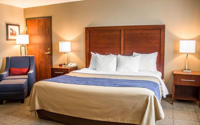 Comfort Inn & Suites