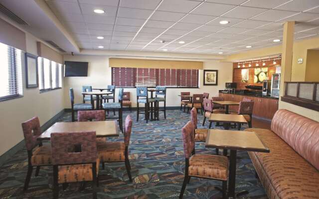 La Quinta Inn & Suites by Wyndham Edmond