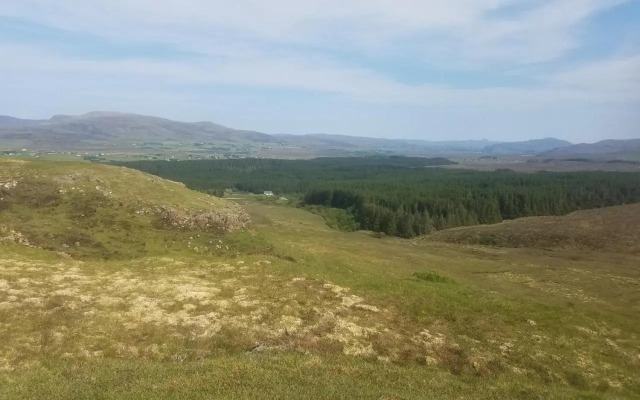 An Cois Na H-Aibhne
