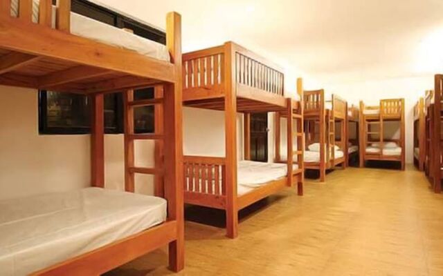 A&A Garden Suites