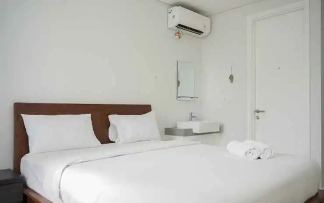 Elegant and Nice Studio at Paddington Heights Apartment By Travelio