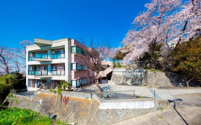 平楽園弐番館２階