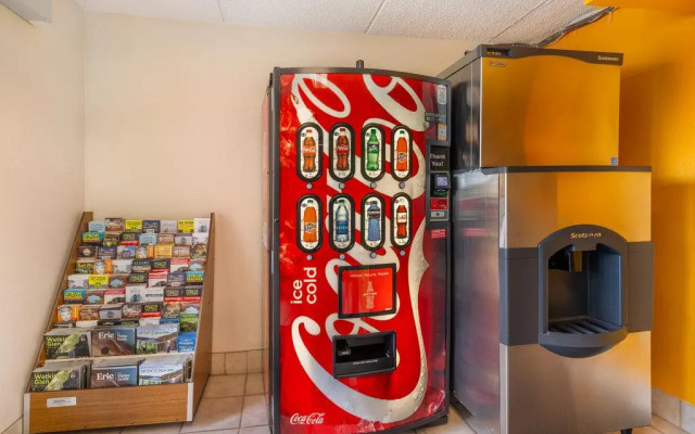 Red Roof Inn Erie – I-90