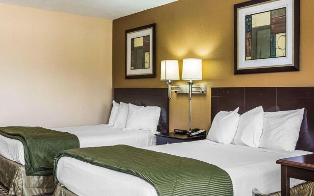 Suburban Studios Hotel Kingsland Near I-95