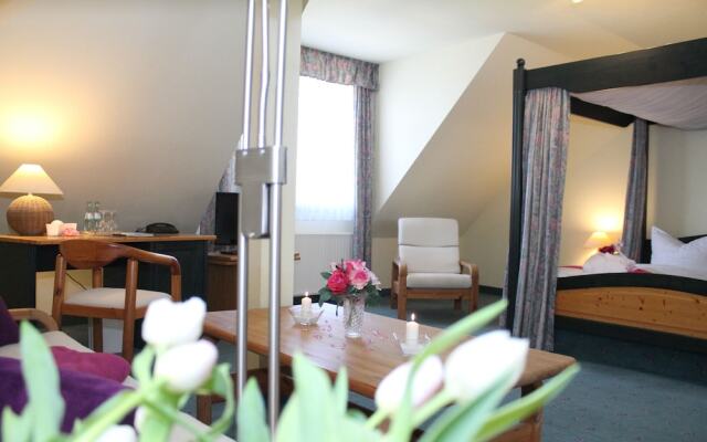 Zur Kaiserpfalz - Hotel-Spa-Camping