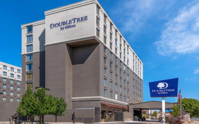 DoubleTree by Hilton Denver Cherry Creek