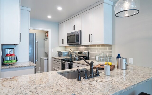 Etta Place 102 by Exceptional Stays