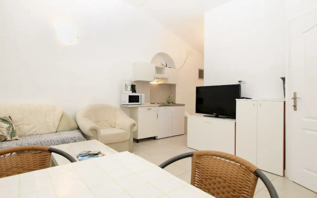 Apartment 1774