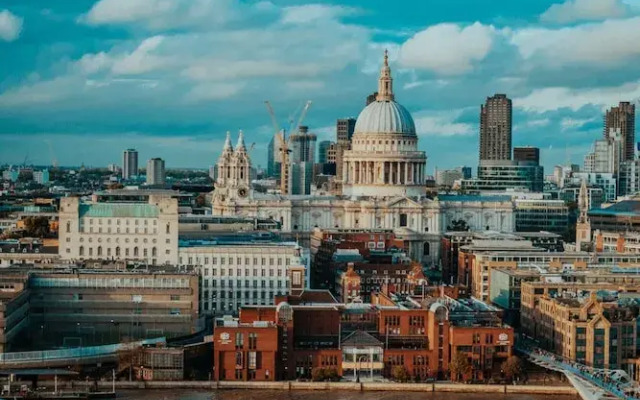 Modern 1 Bedroom Apartment in Fulham