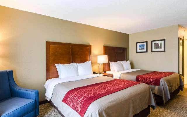 Comfort Inn Randolph - Boston
