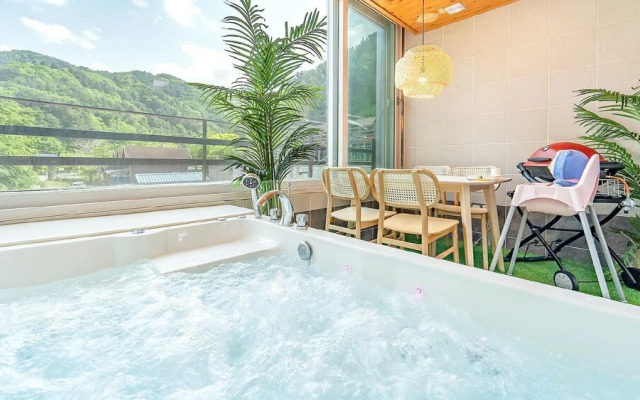 Gapyeong Gonggam Kids & Family Pension