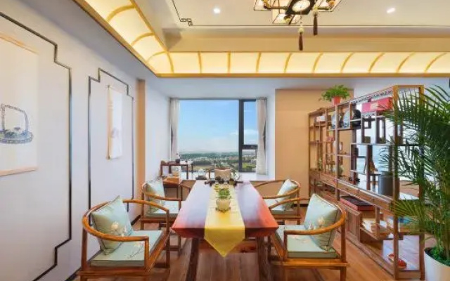 Guz.Yuya Celebrity Hotel (Xipu Metro Station)