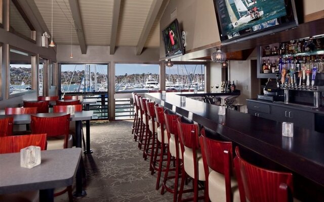 Dockside Yacht Lodging