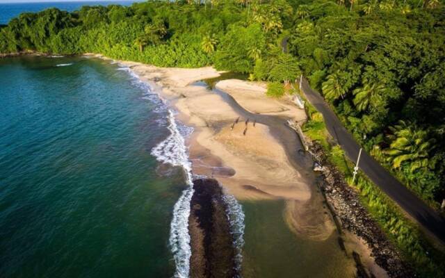 Kootney Resorts
