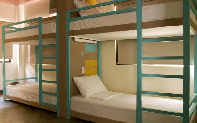 Second Wind Hostel by MNL