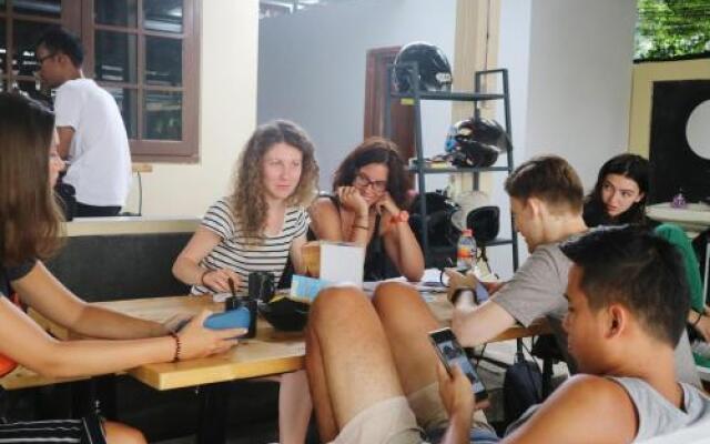 Happy Tree Hostel Yogyakarta