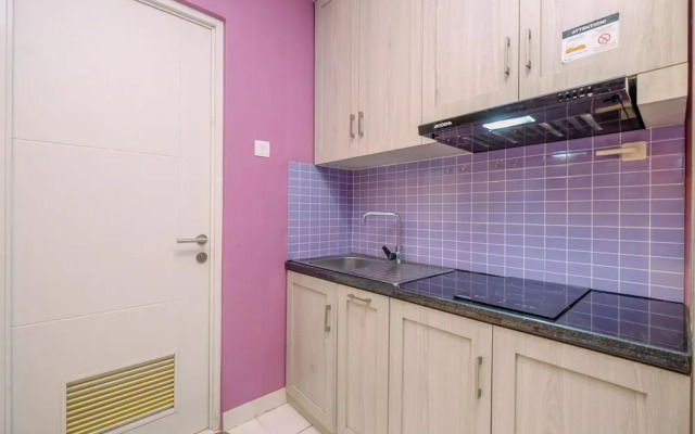 Homey and Modern Studio at Sentul Tower Apartment