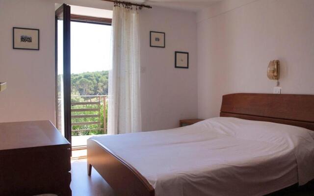Apartment Ercilia B4