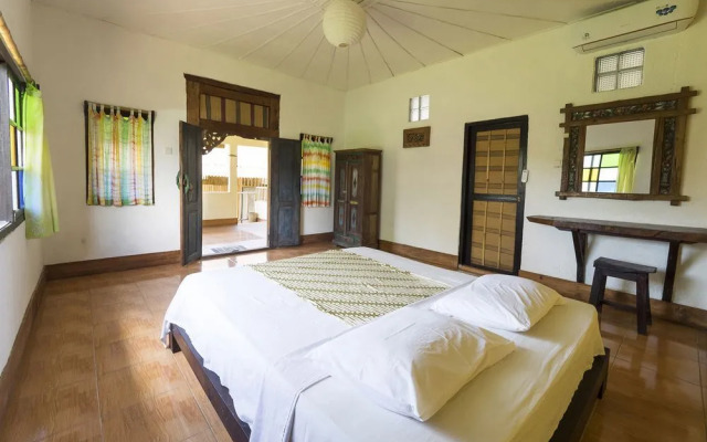 Woodstock Garden Bungalows