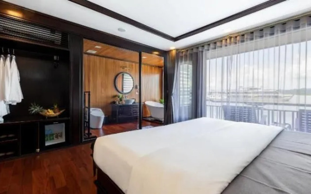 La Regina Legend Cruise