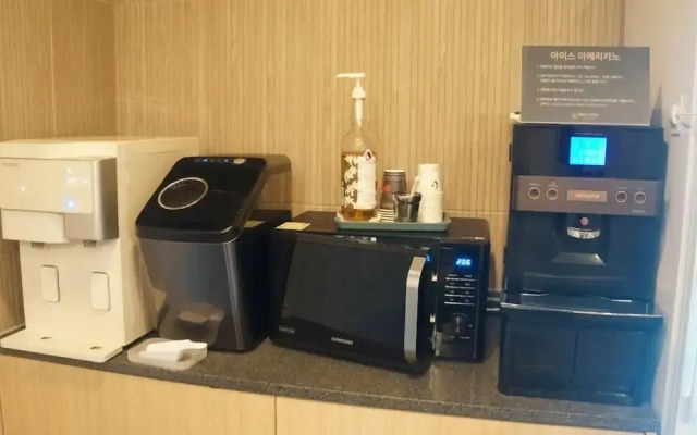 Rosy Hotel