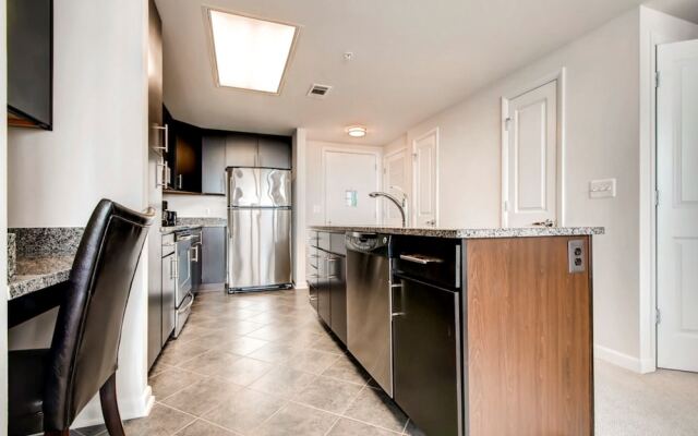 Bluebird Suites in Pentagon City