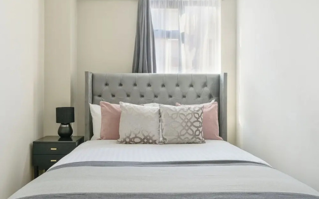 Avari Apartments - Princeton Collection