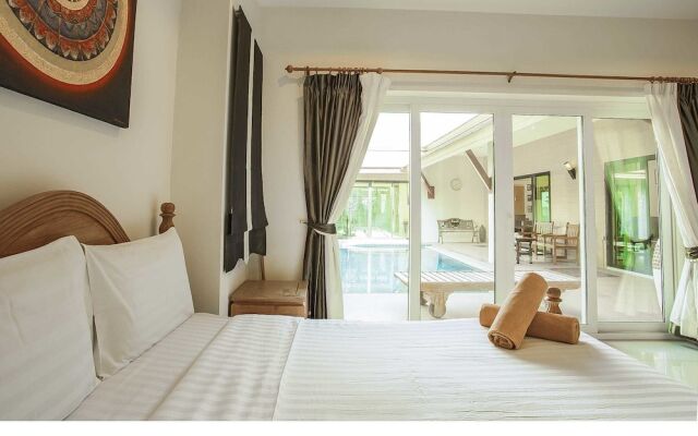 Natcha Pool Villa Pattaya