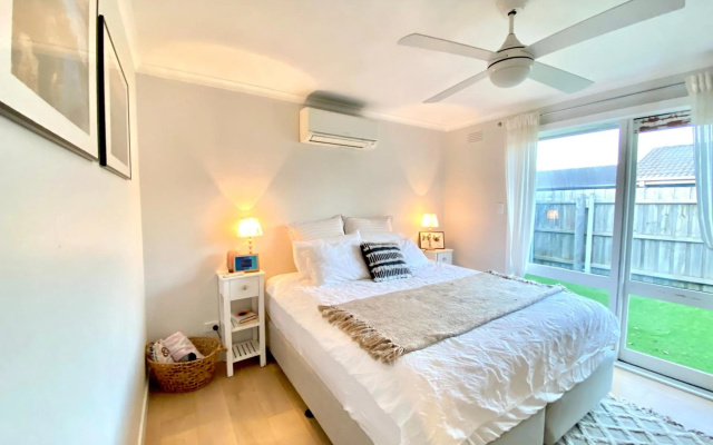 Entire Rosebud Holiday House - 3min to the beach – Guest Rooms – Melbourne