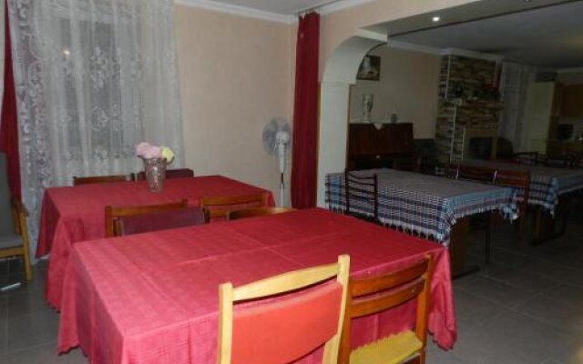 Lile Guest House