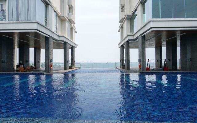 1BR Apartment with City View at Ancol Mansion