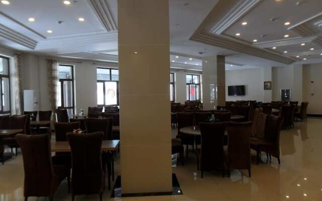 Yabuli Ski Resort National Alpine Ski Training Base Hotel