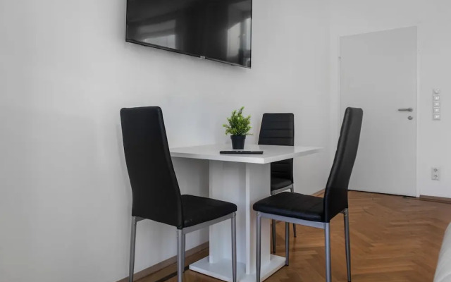 Perfect 7BR Stay Near Hauptbahnhof