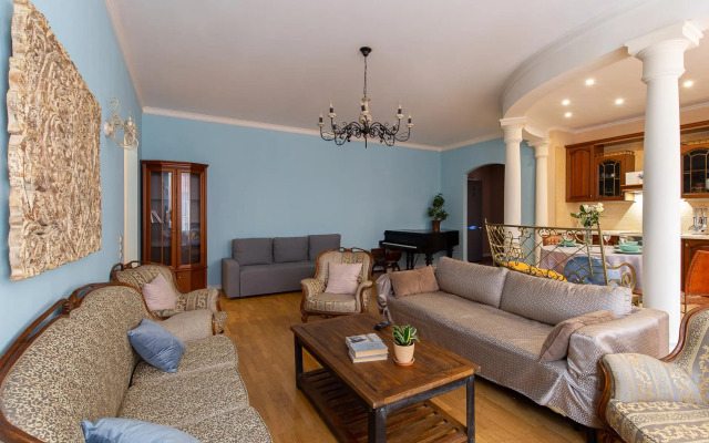 UPiter (ЮПитер) на проспекте Невский 81