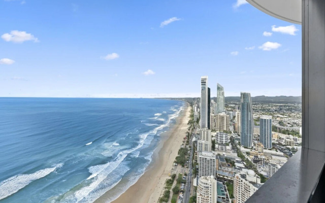 Ocean Surfers Paradise - GCLR
