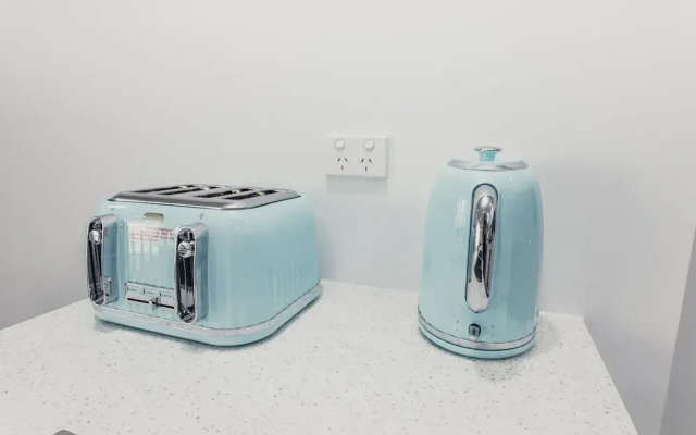 mascot apartment
