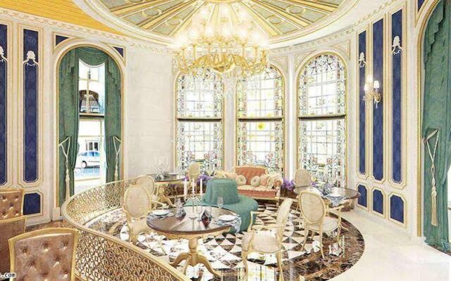 Wisteria Grand Hotel