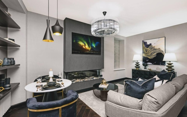 Luxury West End Oasis - Lux Spa Bath - Romantic