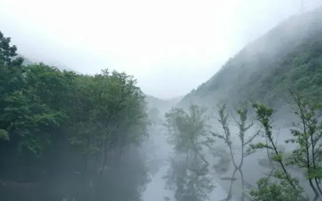 Ningguo Qinglongmen Inn