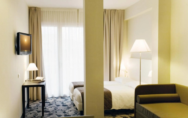 Regal Hotel