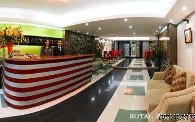 Royal Palace Hotel