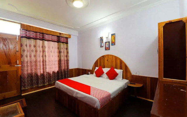 OYO 14741 Home Pleasant Studio at Kanyal Road