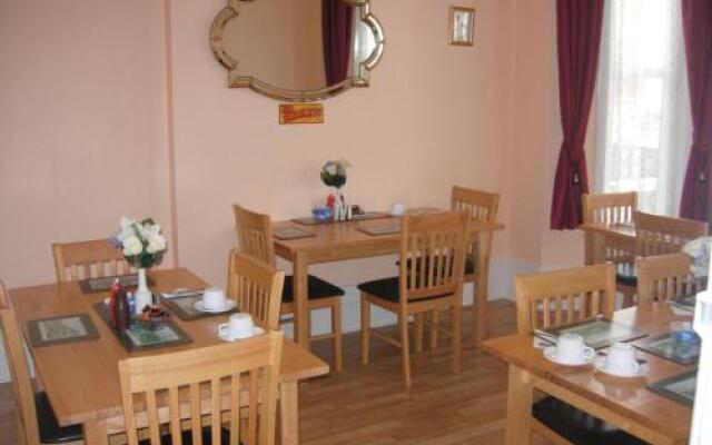 Longfield Guest House