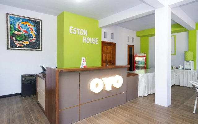 Eston House By OYO Rooms